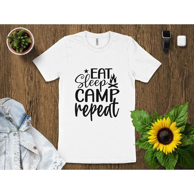 Outdoor Adventure Enthusiast - T-shirt Eat Sleep Camp Repeat pour
